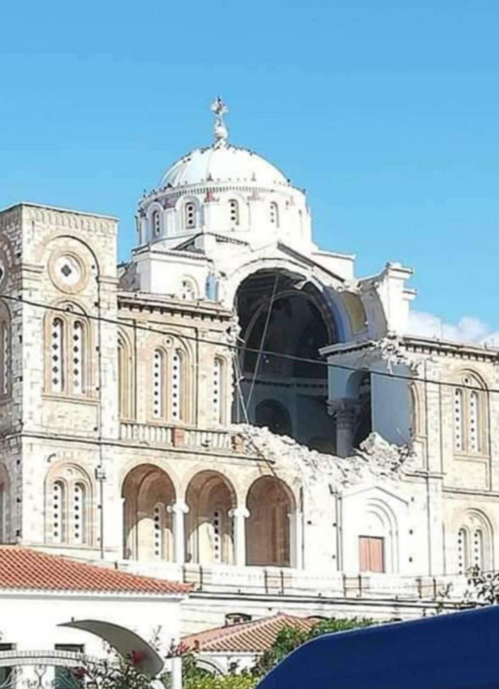 İzmir depremi Yunan adası Sisam'ı da vurdu: 2 çocuk yaşamını yitirdi - 3