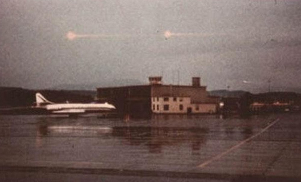 Pentagon'dan 'UFO' raporu (Savaş pilotunun çektiği fotoğraf sızdı) - 16