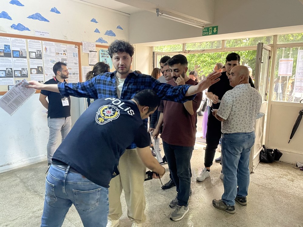 YKS'de ilk oturum (TYT) sona erdi: Sınava geç kalanların hayalleri yıkıldı! - 4