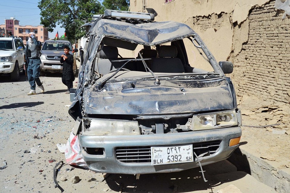 Afganistan'da bomba yüklü araçla saldırı: 12 ölü, 179 yaralı - 1