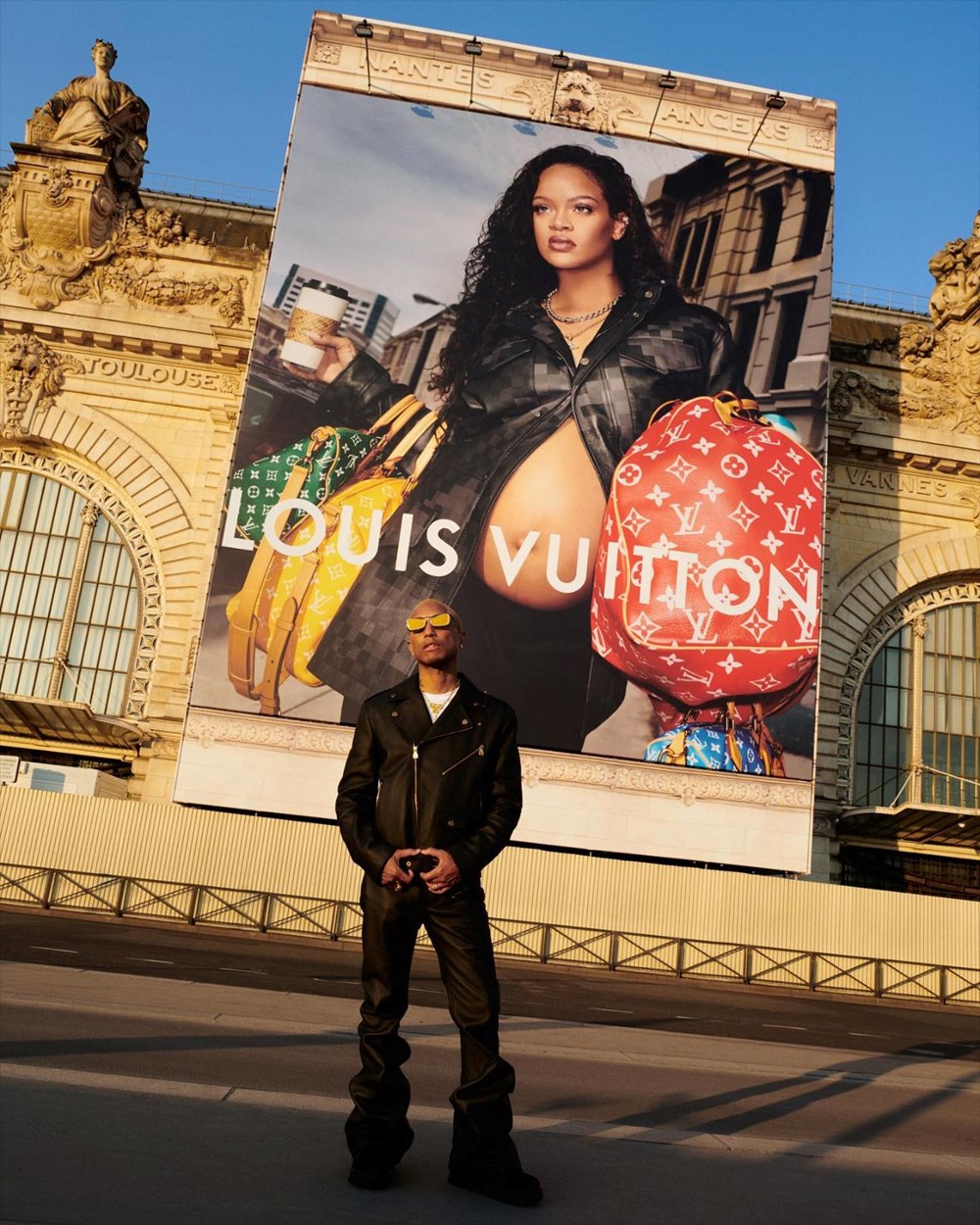 Rihanna Fransız moda deviyle güçlerini birleştirdi - 3