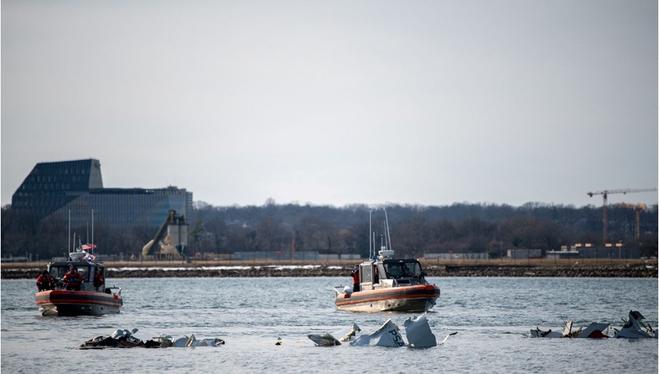 Trump: Kara Şahin helikopteri belirlenen sınırın çok üzerinde uçuyordu