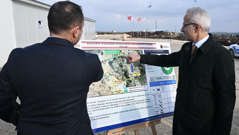 Bakan Uraloğlu: Deprem konutlarıyla yolları eş zamanlı olarak bitereceğiz