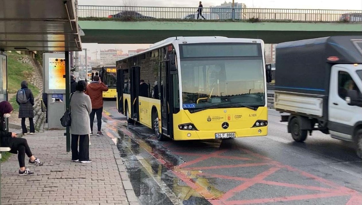 Güngören'de İETT otobüsünde yangın paniği