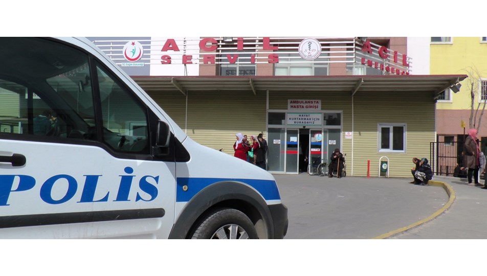 3 yaşındaki Zehranur kavgadaki kurşunların hedefi oldu
