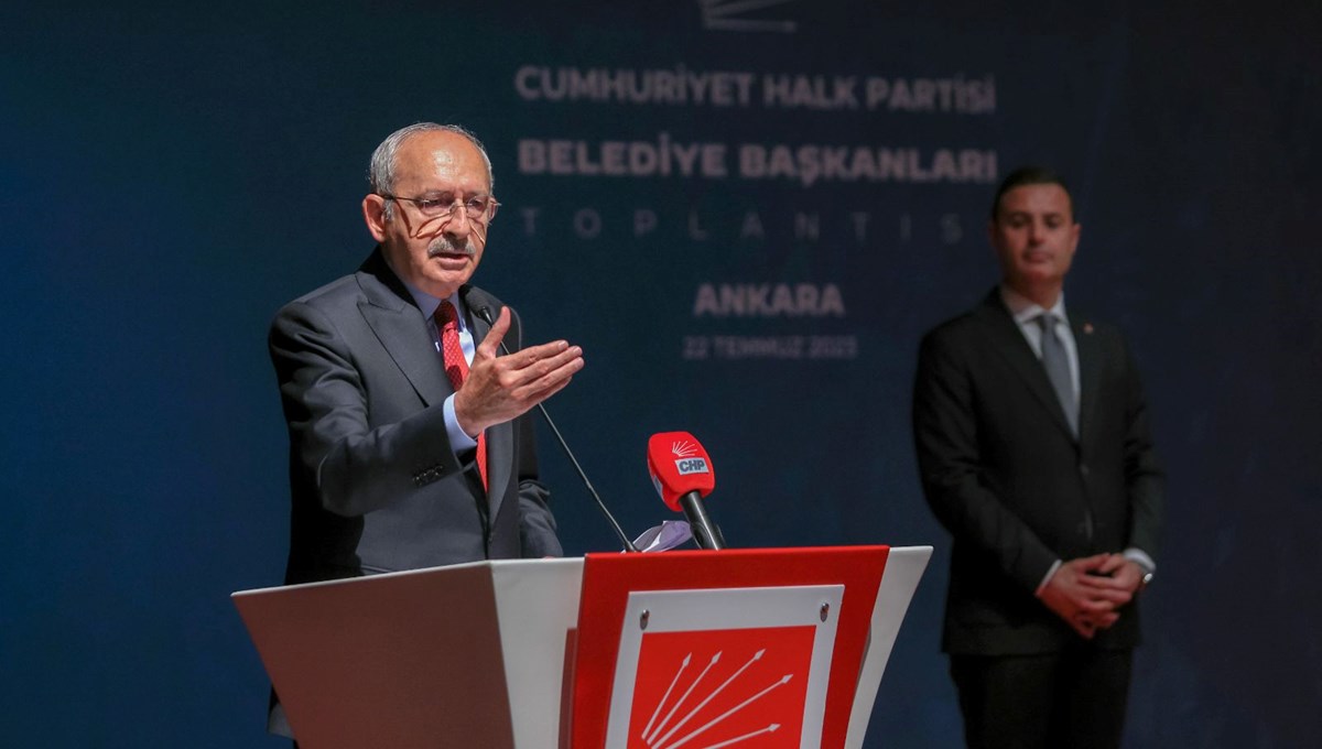 CHP’deki gergin toplantının ardından yeni iddialar | Kemal Kılıçdaroğlu: Bizler üzülmedik mi sanıyorsunuz? Bir hafta eşimin yüzüne bakamadım