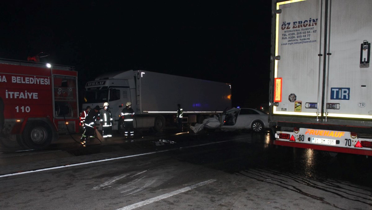 Çanakkale'de feci kaza: 5 kişi hayatını kaybetti