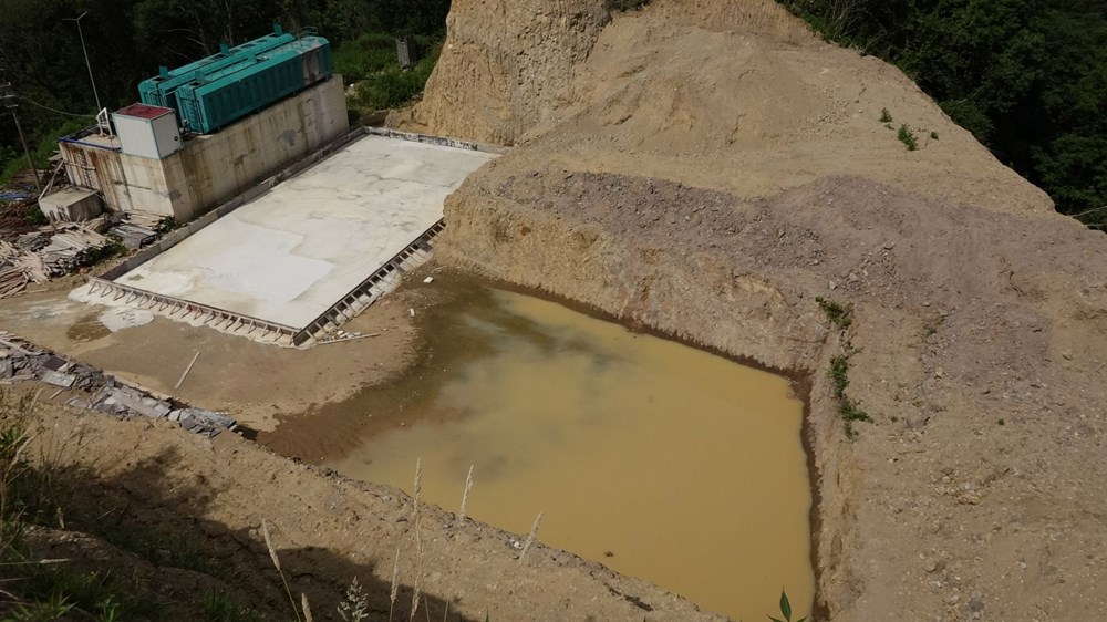 Atıklar derenin rengini değiştirdi: OSB'ye ceza, 3 fabrikaya kapama - 11