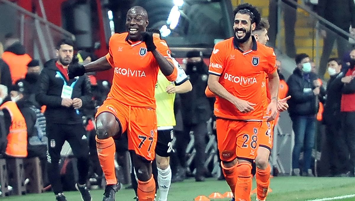 Başakşehir'de ayrılık: Stefano Okaka veda etti