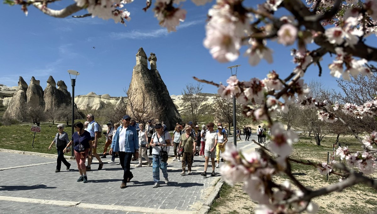 Kapadokya'da iğne atılsa yere düşmüyor | Otel doluluk oranları yüzde 98 Kapadokya'da iğne atılsa yere düşmüyor | Otel doluluk oranları yüzde 98