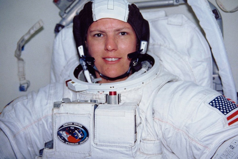 uzayda yuruyen ilk abd li kadin astronot yeniden tarih yazdi son dakika teknoloji haberleri ntv haber