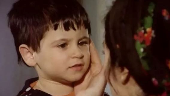 Selvi Boylum Al Yazmalım'ın minik Samet'i son haliyle şaşırttı! Şimdilerin ünlü ismiymiş