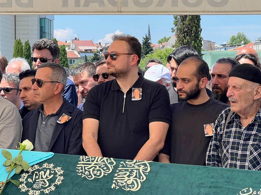 Oyuncu Gülşah Çomoğlu son yolculuğuna uğurlandı - 3