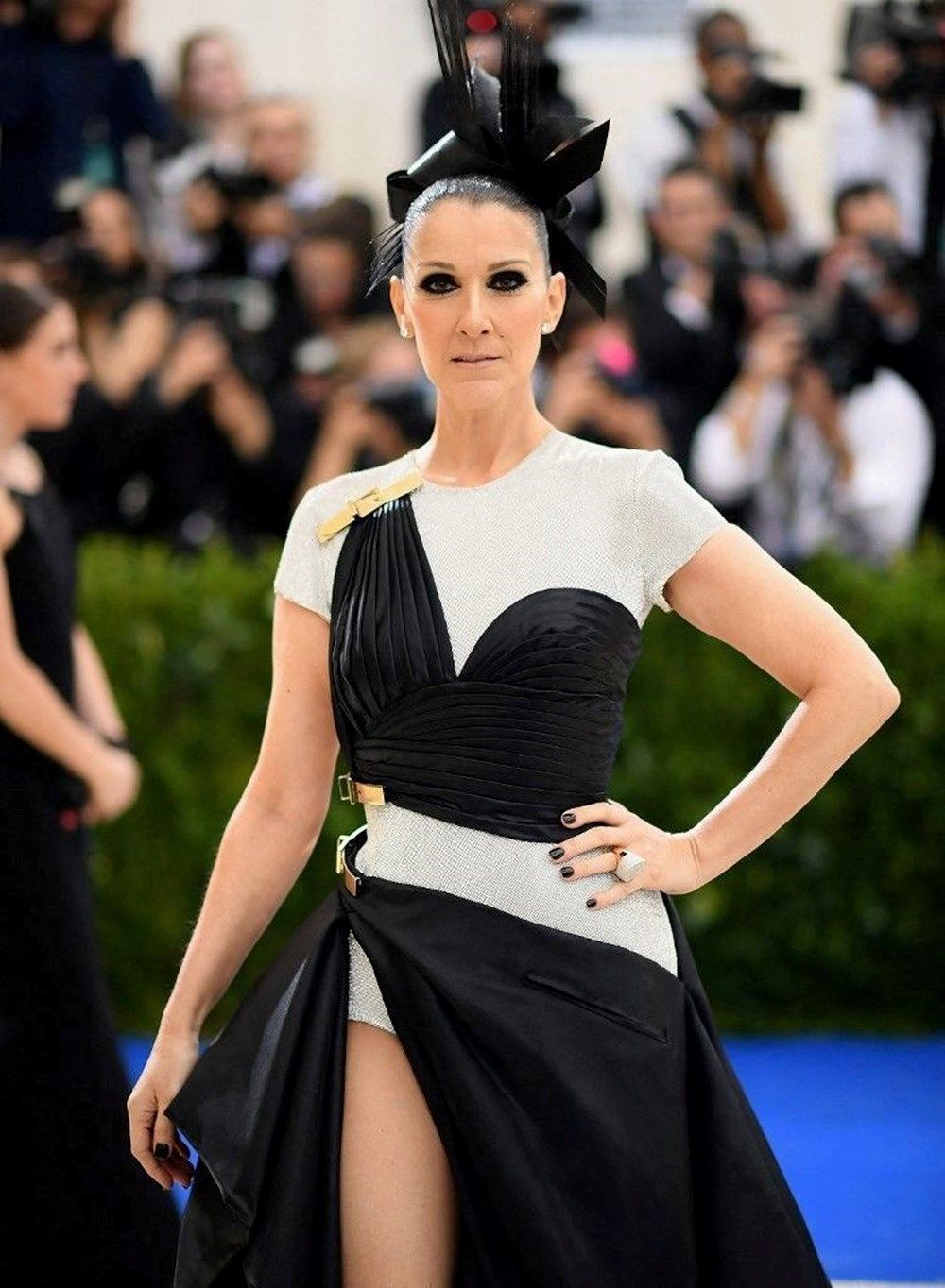 Celine Dion aşırı dozda ilaç kullandığını söyledi: Beni öldürebileceğini bilmiyordum - 2