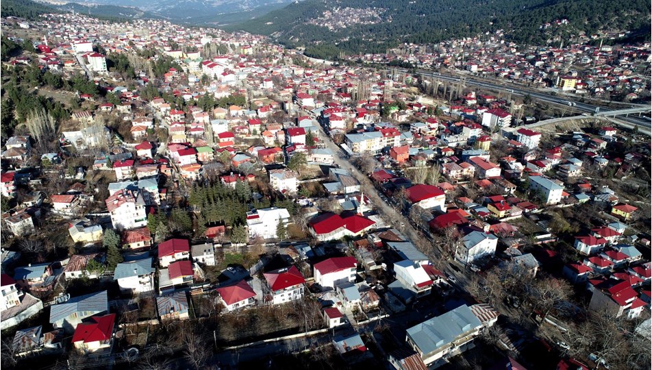 Kışın 700 kişinin yaşadığı yaylada, salgın nedeniyle nüfus 15 kat arttı