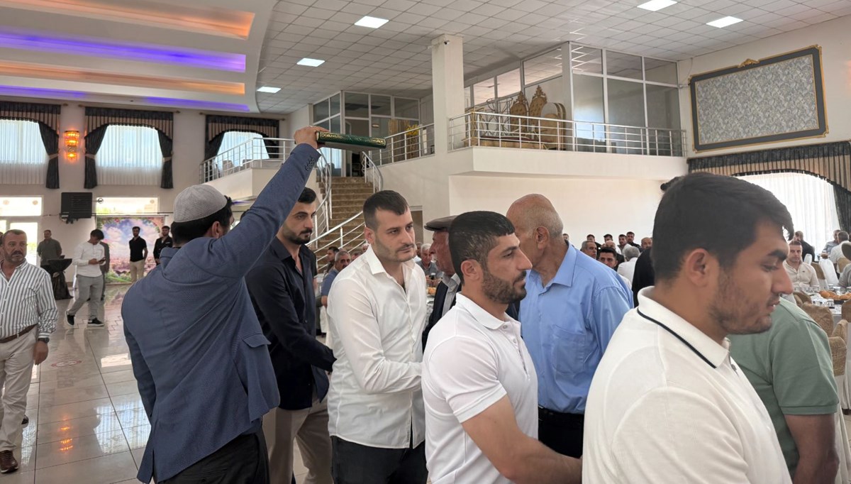 Mardin’de 21 yıllık kan davası barışla sona erdi Mardin’de 21 yıllık kan davası barışla sona erdi