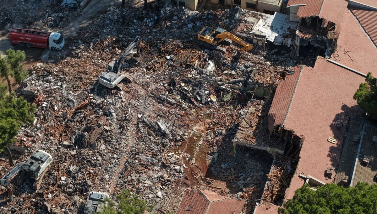 Antalya Müzesi'nde yıkım başladı