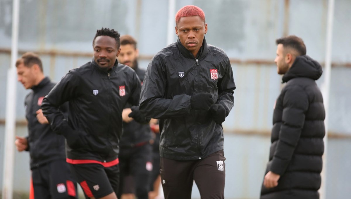 Sivasspor’da Başakşehir maçı hazırlıkları devam ediyor Sivasspor’da Başakşehir maçı hazırlıkları devam ediyor
