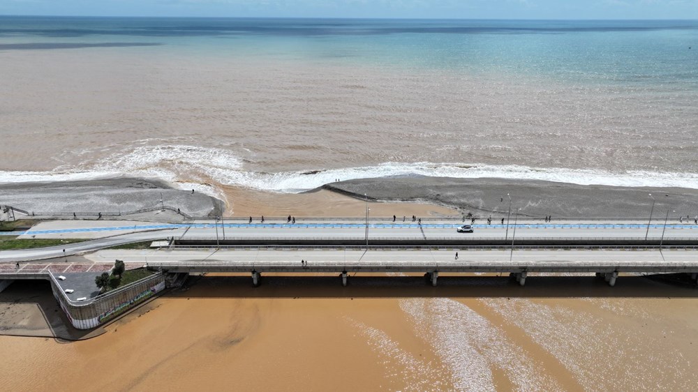 Antalya Sağanağında Deniz Rengi Şoku! 75 5SrfHhNx kG6IDa nw2HhA