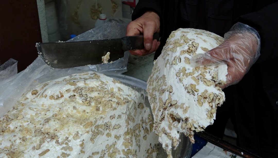 Halk arasında ona "enerji deposu" deniliyor: Ekmeğin içine koyup tüketince kışın üşütmüyor