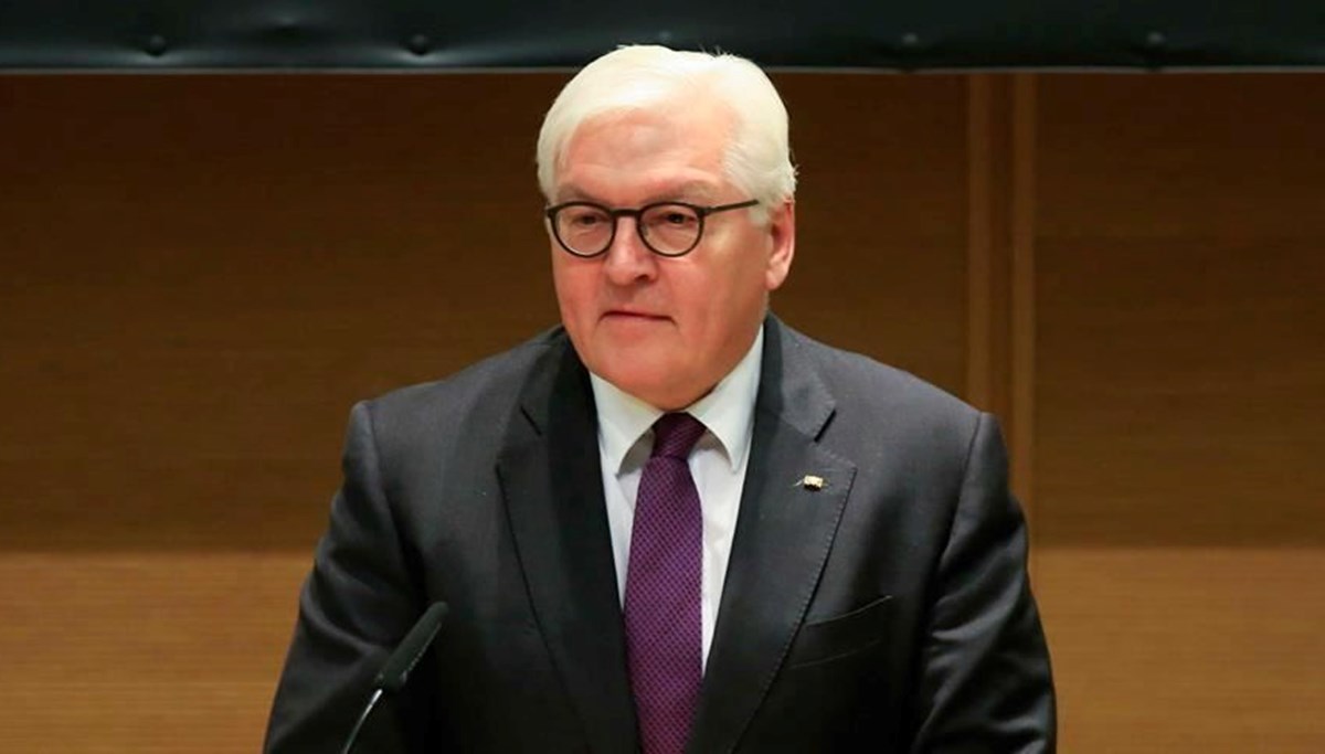 Almanya Cumhurbaşkanı Steinmeier, İtalya'dan özür diledi Almanya Cumhurbaşkanı Steinmeier, İtalya'dan özür diledi