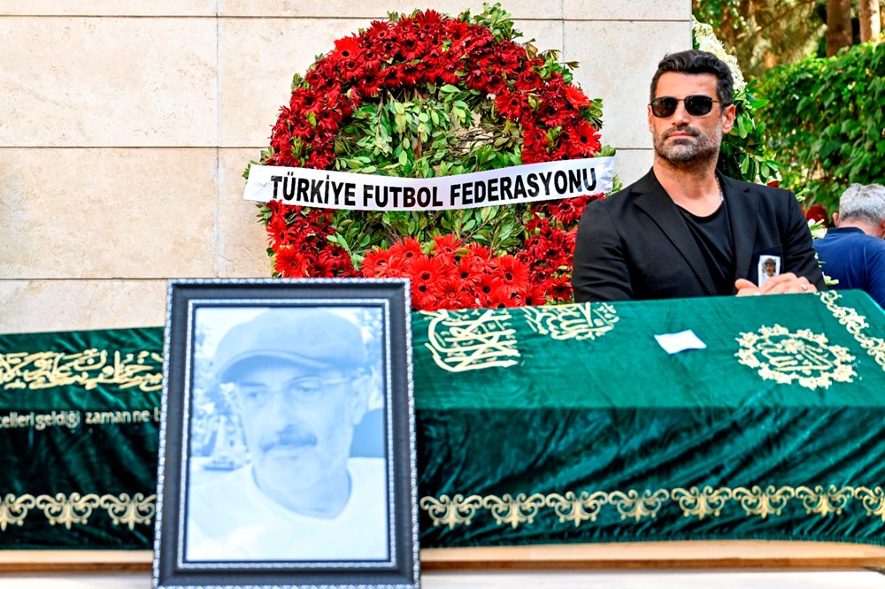 Volkan Demirel'den babasına duygu dolu veda: Hayatımda ilk defa kaybettiğimi anladım - 3