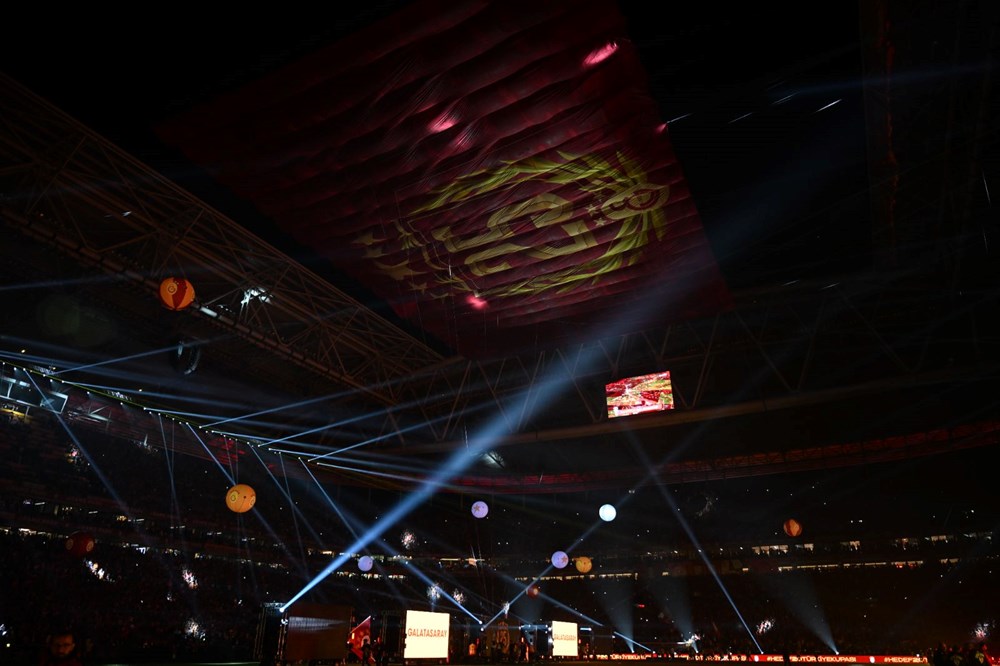Galatasaray'da büyük şölen: Görkemli kutlama Yenikapı'da 74 5VMdGQLPu0yrO2sUsw M2g