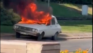 TBMM önünde beyaz toros yangını