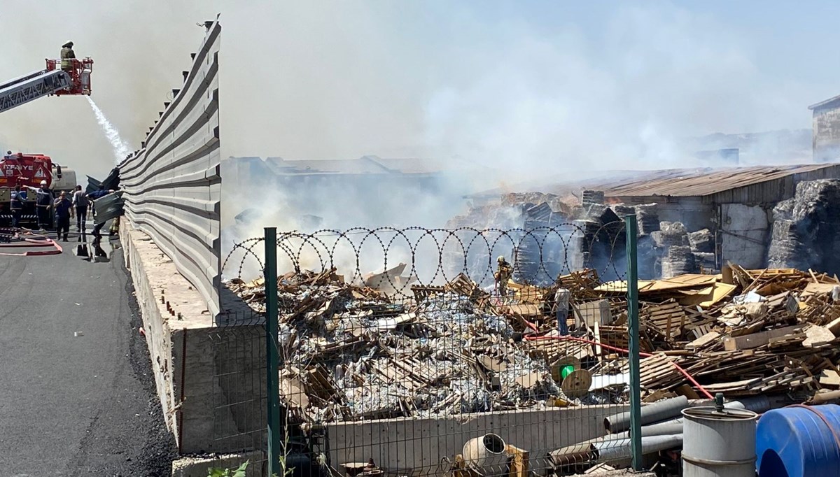 Ankara'da geri dönüşüm fabrikasında yangın Ankara'da geri dönüşüm fabrikasında yangın
