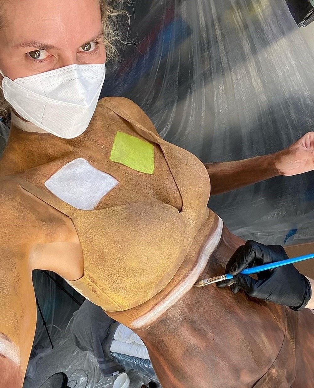 Heidi Klum Cadılar Bayramı'nda ailesiyle evde korku filmi çekti - 9