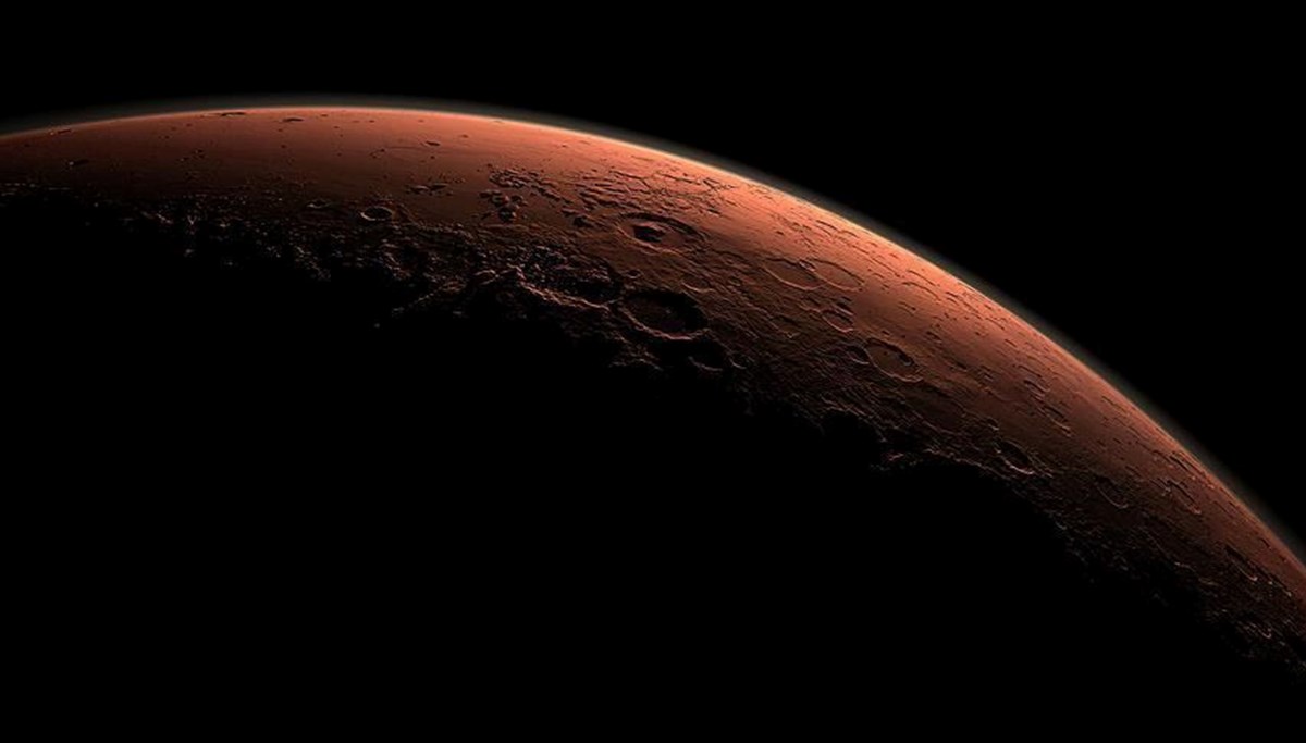 Çin Mars'ta düzensiz yeraltı yarıkları keşfetti