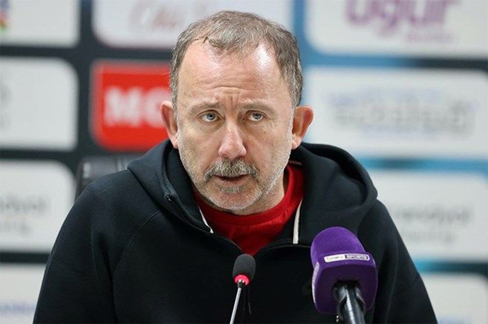 Sergen Yalçın yayında ateş püskürdü: "İkisini reddettim, takımı karıştırdı!" - 4
