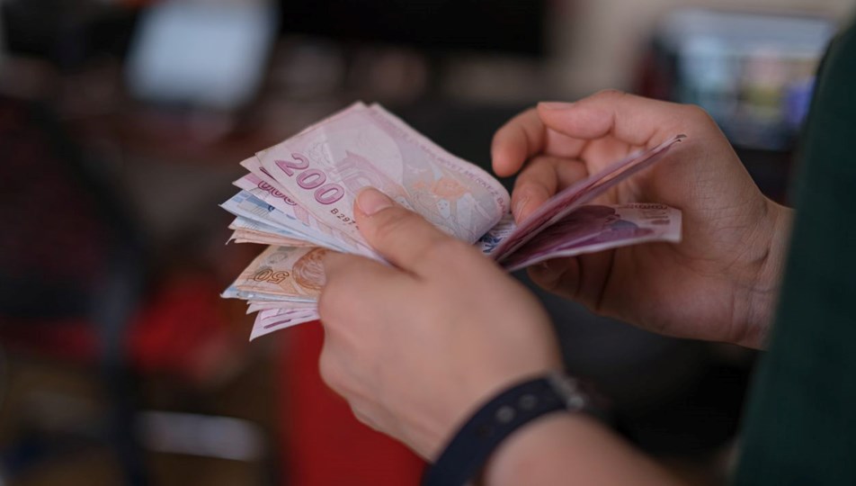 Türk-İş verileri: Yoksulluk sınırı 20 bin lirayı aştı