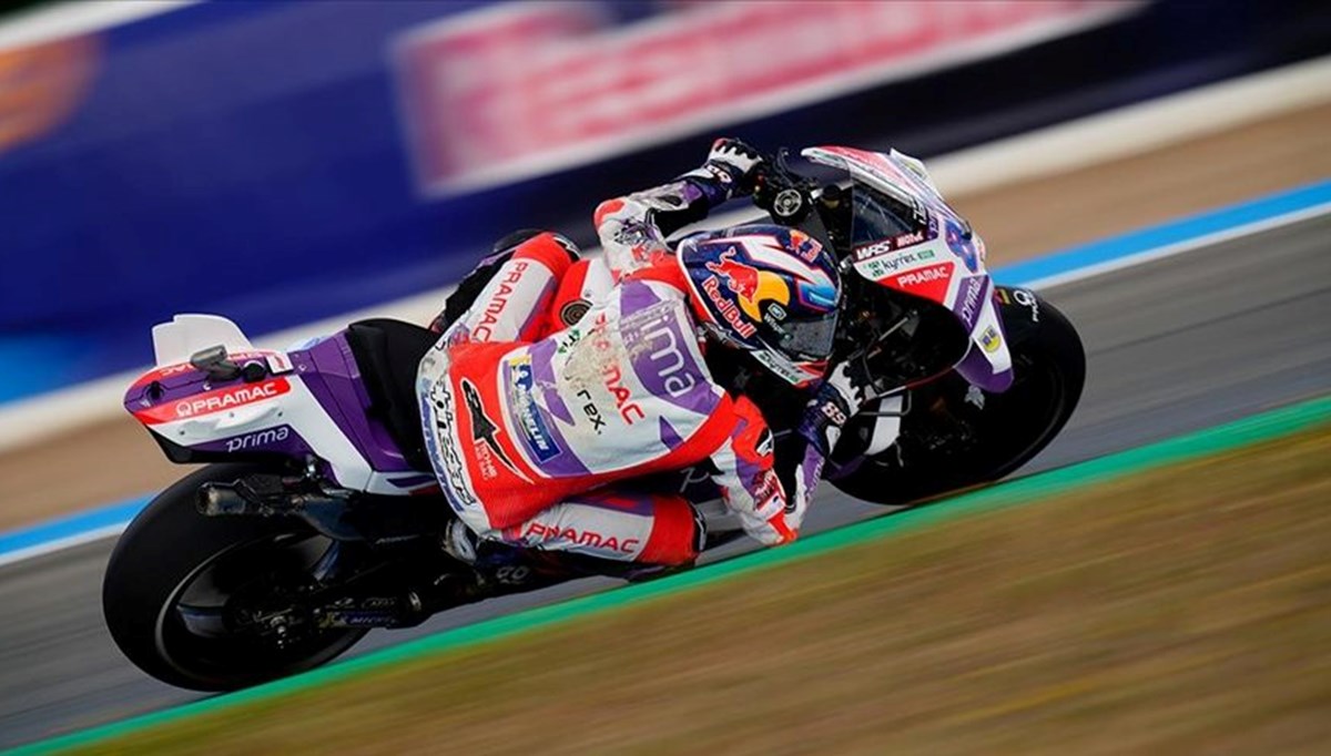 MotoGP'nin Endonezya ayağındaki sprint yarışında Jorge Martin birinci oldu MotoGP'nin Endonezya ayağındaki sprint yarışında Jorge Martin birinci oldu