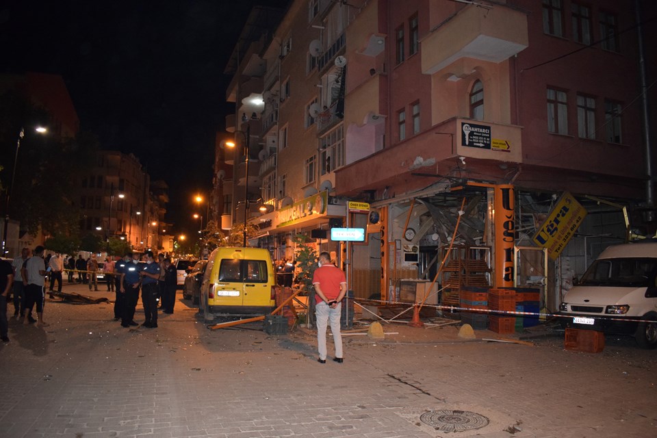 Malatya'da ekmek fırınında patlama - 1