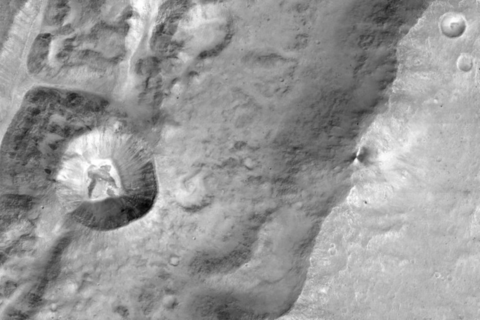 Mars uydusu ilk görüntülerini gönderdi - 2