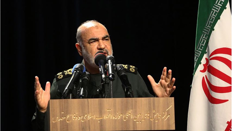 İran Devrim Muhafızları'ndan Trump'a yanıt: