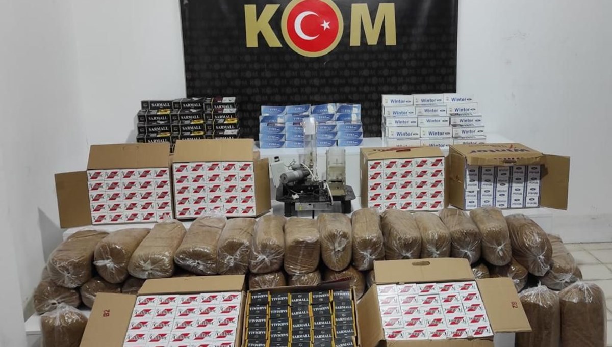 Samsun'da tütün ve sigara kaçakçılığı operasyonunda 33 zanlı yakalandı Samsun'da tütün ve sigara kaçakçılığı operasyonunda 33 zanlı yakalandı