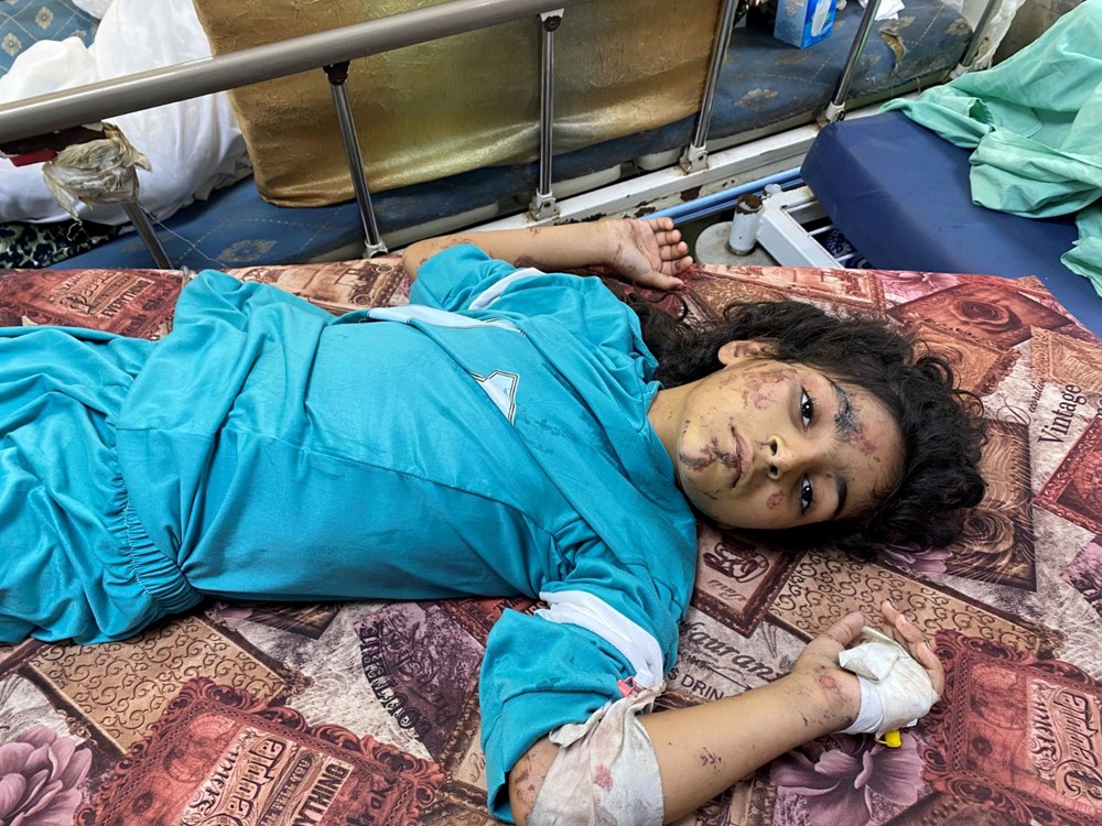Gazze'deki hükümet: İsrail ordusu son 3 günde 8 hastaneyi doğrudan bombaladı - 2