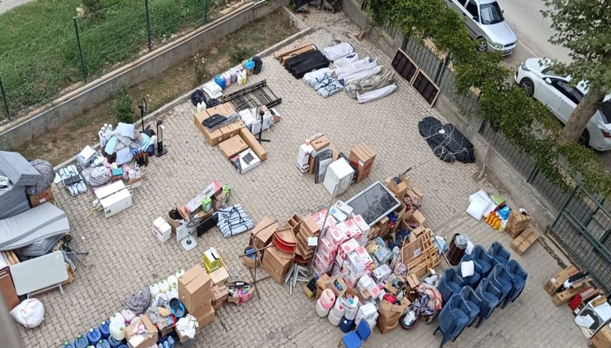 Kahramanmaraş'ta 1.5 milyon liralık malzeme yakalandı Kahramanmaraş'ta 1.5 milyon liralık malzeme yakalandı