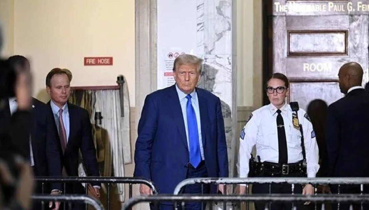Trump'ı soruşturan eski savcıya soruşturma Trump'ı soruşturan eski savcıya soruşturma