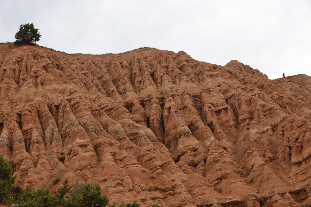 Erozyonla ortaya çıkan 'Şeytan Şehri Kayalıkları', hayran bırakıyor - 8