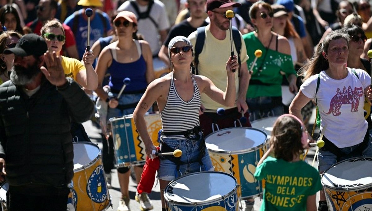 Dünya'da 1 Mayıs: Bütün ülkelerin işçileri birleşti