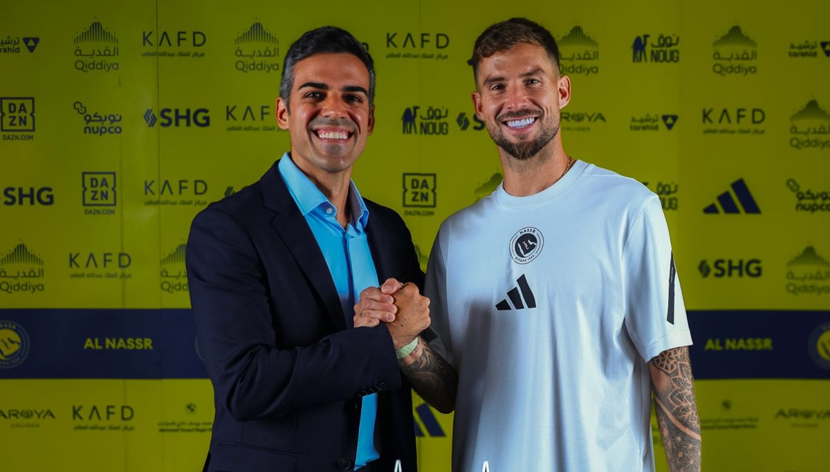 Al Nassr, Inigo Martinez transferini açıkladı