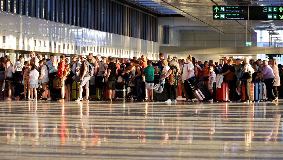 Rusya'dan açıklama: Türkiye ile turizmde ödeme krizi yok Rusya'dan açıklama: Türkiye ile turizmde ödeme krizi yok