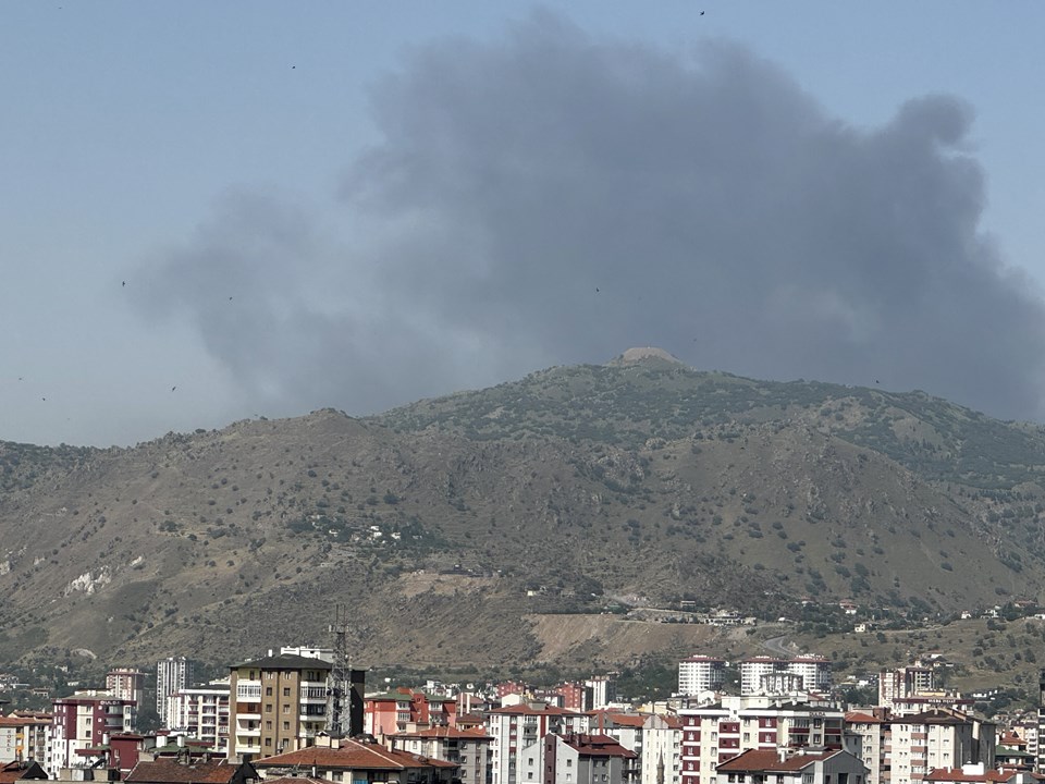 Kayseri'de fabrika yangını - 1