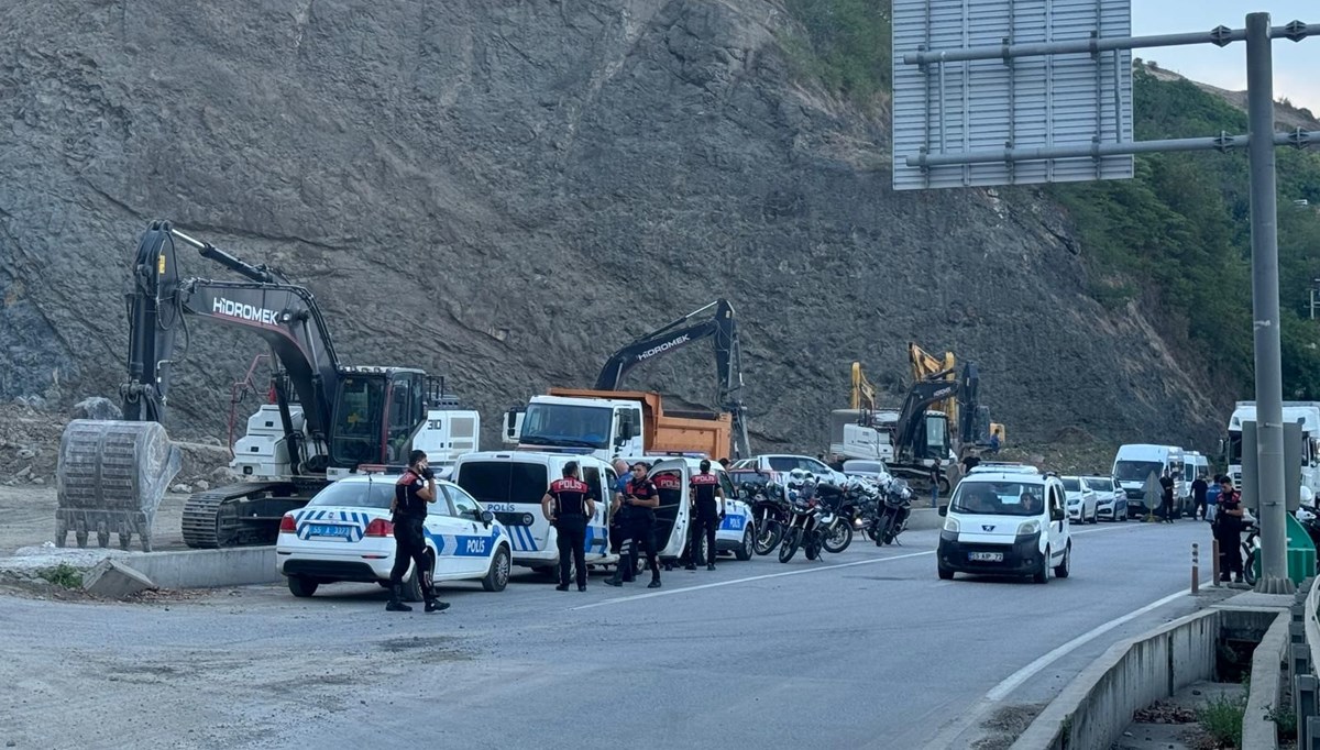 Samsun'da taş ocağında patlama: 4 yaralı Samsun'da taş ocağında patlama: 4 yaralı