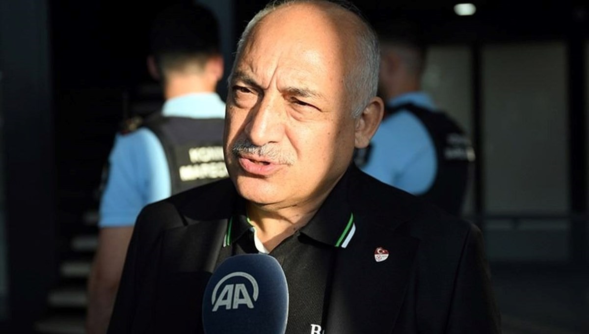 UEFA’ya sunum yapacak TFF heyeti İsviçre’ye ulaştı UEFA’ya sunum yapacak TFF heyeti İsviçre’ye ulaştı
