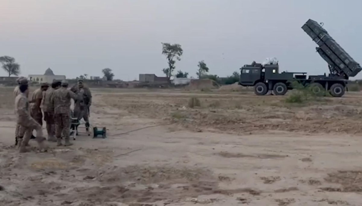Pakistan ve Afganistan arasında 48 saatlik ateşkes