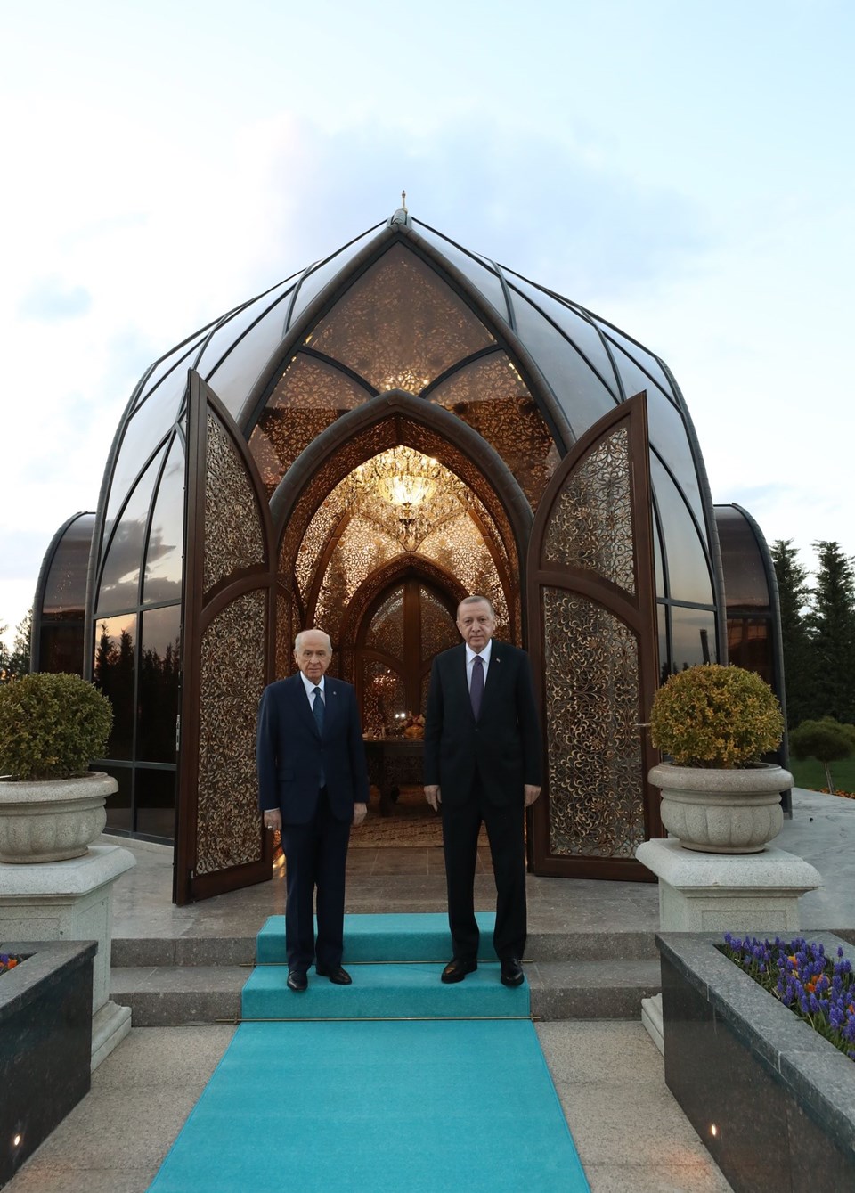 Cumhurbaşkanı Erdoğan, MHP Genel Başkanı Bahçeli ile iftar yaptı - 1